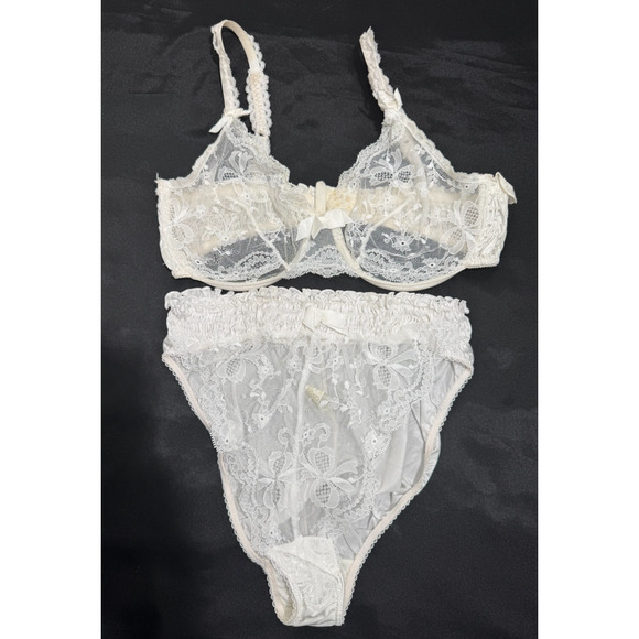 Victoria's Secret Other - Vintage 90s Victoria's Secret Second Skin High Cut Brief Panties L Bra 36C White